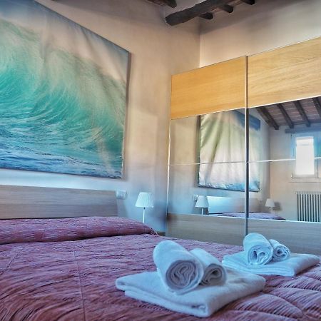 Vallerozzi House By Francigenaapartments Siena Exterior photo