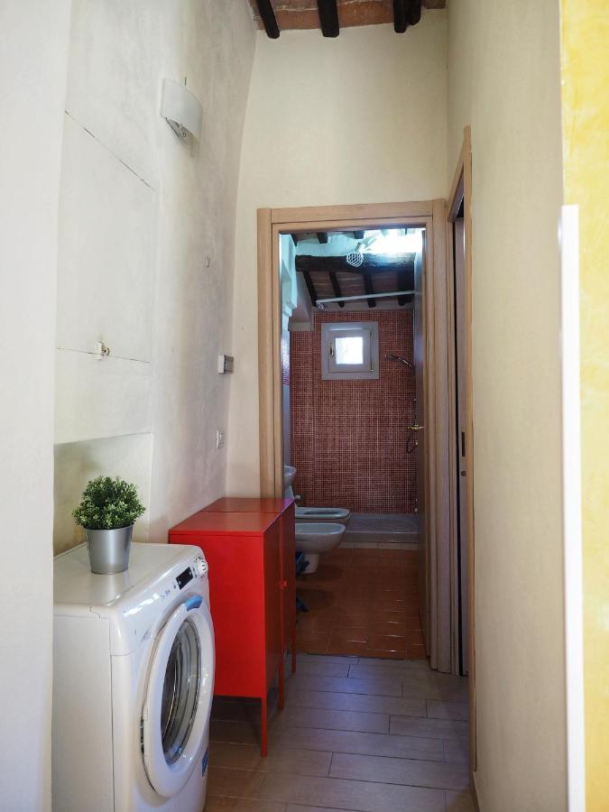 Vallerozzi House By Francigenaapartments Siena Exterior photo